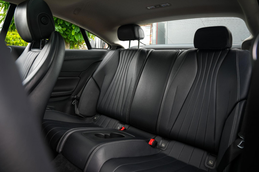 Mercedes-Benz E-Klasse Coupé 200 Panoramadak Adapt. Cruise Ambient Widescreen Keyless 19''LM
