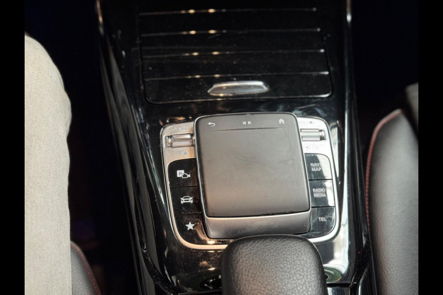 Mercedes-Benz A-Klasse AMG 35 4MATIC Edition 1 | pano | sfeerverlichting | AERO Pakket | Camera