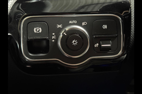 Mercedes-Benz A-Klasse AMG 35 4MATIC Edition 1 | pano | sfeerverlichting | AERO Pakket | Camera
