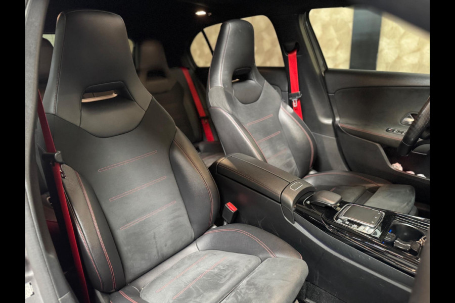 Mercedes-Benz A-Klasse AMG 35 4MATIC Edition 1 | pano | sfeerverlichting | AERO Pakket | Camera
