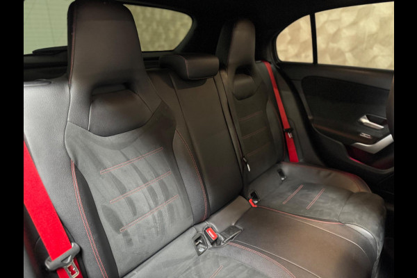 Mercedes-Benz A-Klasse AMG 35 4MATIC Edition 1 | pano | sfeerverlichting | AERO Pakket | Camera