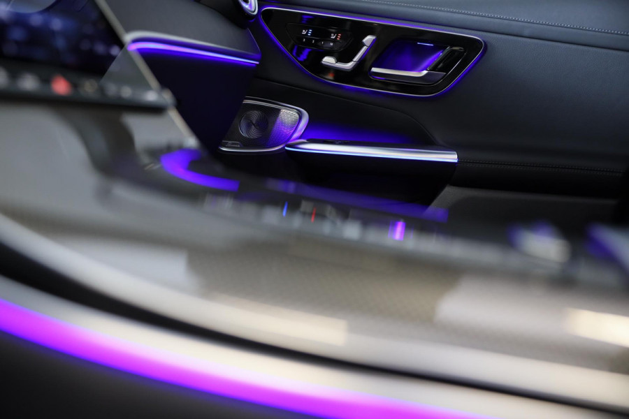 Mercedes-Benz GLC 400e 4MATIC AMG 63 Look / Acc / Massage / Burmester / Head Up / Luchtvering / 360 Camera / Leder / Pano