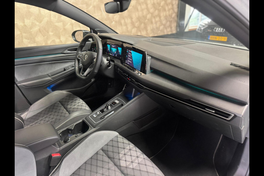 Volkswagen Golf 1.5 eTSI Style R-Line | Pano | sfeerverlichting | Stoel-/stuurverwarming | Camera