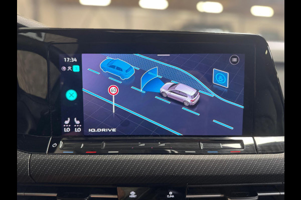 Volkswagen Golf 1.5 eTSI Style R-Line | Pano | sfeerverlichting | Stoel-/stuurverwarming | Camera