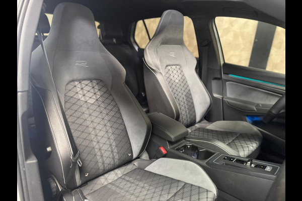 Volkswagen Golf 1.5 eTSI Style R-Line | Pano | sfeerverlichting | Stoel-/stuurverwarming | Camera