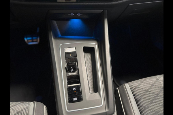 Volkswagen Golf 1.5 eTSI Style R-Line | Pano | sfeerverlichting | Stoel-/stuurverwarming | Camera