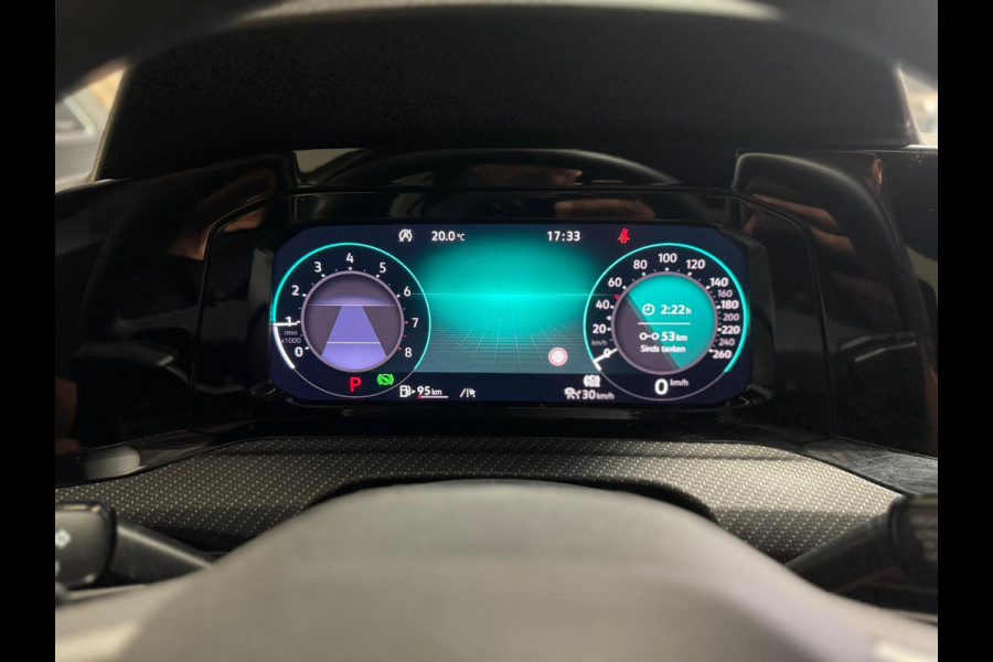Volkswagen Golf 1.5 eTSI Style R-Line | Pano | sfeerverlichting | Stoel-/stuurverwarming | Camera