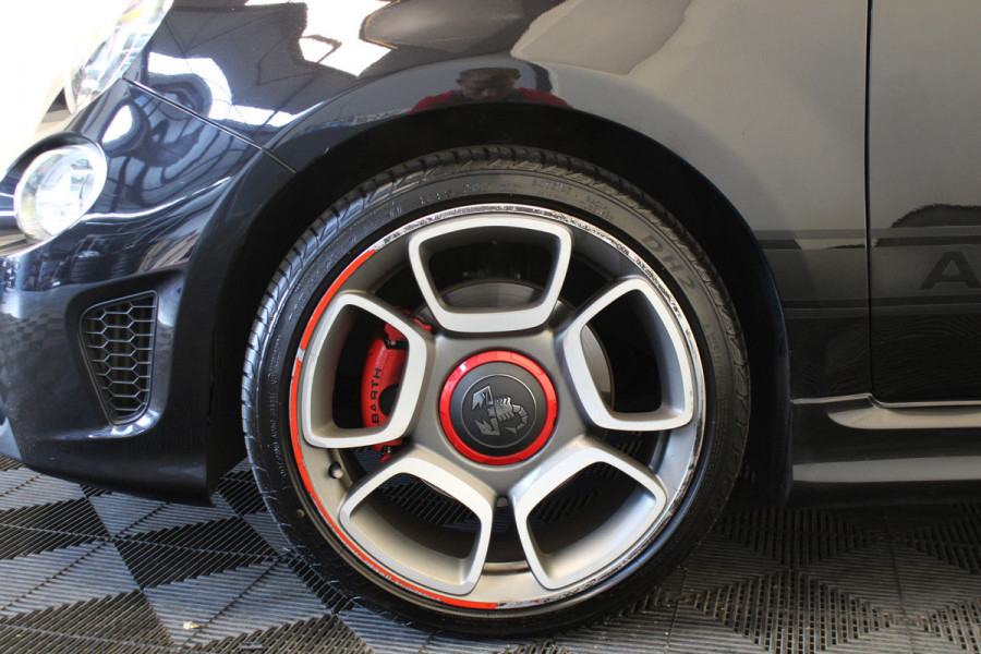Fiat 500 1.4 T-Jet Abarth 595