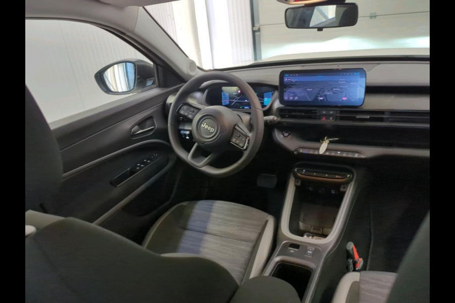 Jeep Avenger Longitude 54 kWh Airco ECC Navi Carplay PDC Achter Camera Full LED Adaptive Cruise Control Virtual Cockpit Stoelverwarming