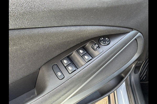 Opel Crossland X 1.2 Turbo Innovation Carplay Lane Assist Parkeer sensors Cruise Led verlichting