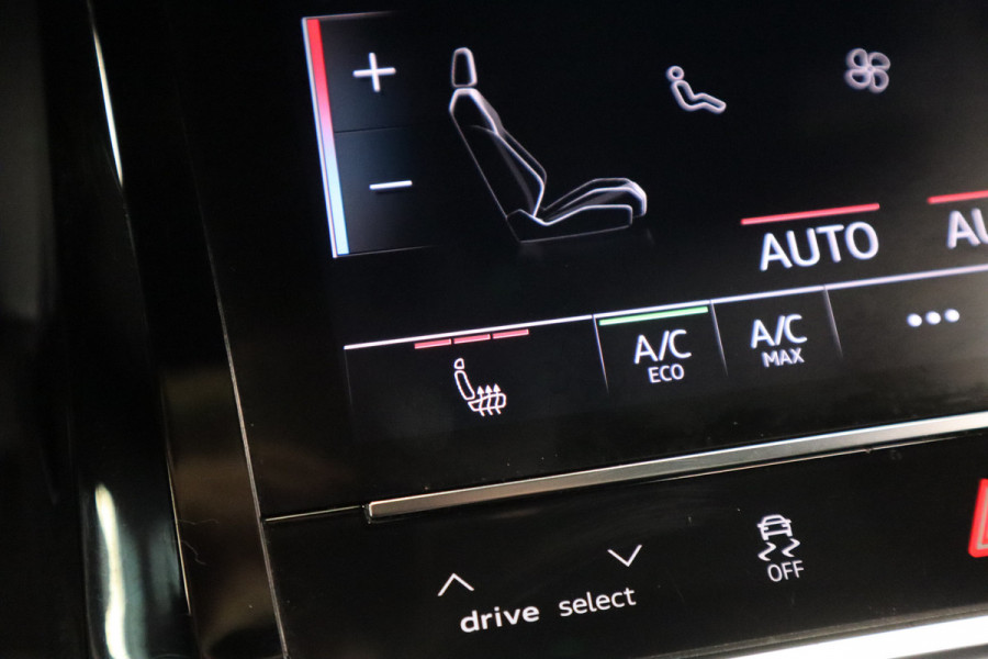 Audi e-tron e-tron 55 quattro advanced 95 kWh S-line Panoramadak Leder
