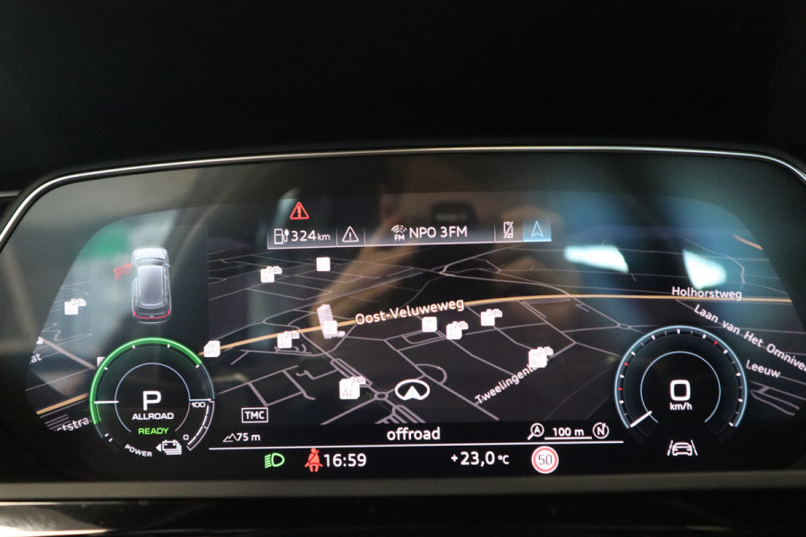 Audi e-tron e-tron 55 quattro advanced 95 kWh S-line Panoramadak Leder