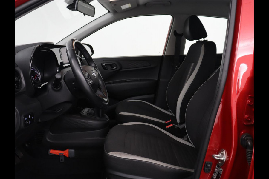 Hyundai i10 1.0 Comfort Smart | Trekhaak | Camera | Carplay | Cruise control | Airco | Navigatie | DAB