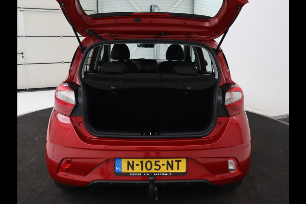 Hyundai i10 1.0 Comfort Smart | Trekhaak | Camera | Carplay | Cruise control | Airco | Navigatie | DAB