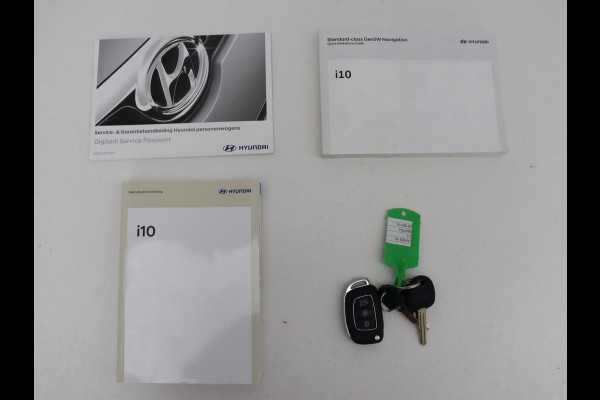 Hyundai i10 1.0 Comfort Smart | Trekhaak | Camera | Carplay | Cruise control | Airco | Navigatie | DAB