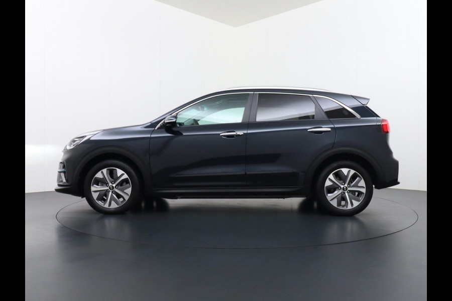 Kia e-Niro DynamicPlusLine 64 kWh Schuifdak | Stuur- & Stoelverwarming | 3-fase Laden | SOH 100% !! | ORIGINEEL NL  RIJKLAAR GELEVERD MET GARANTIE! |