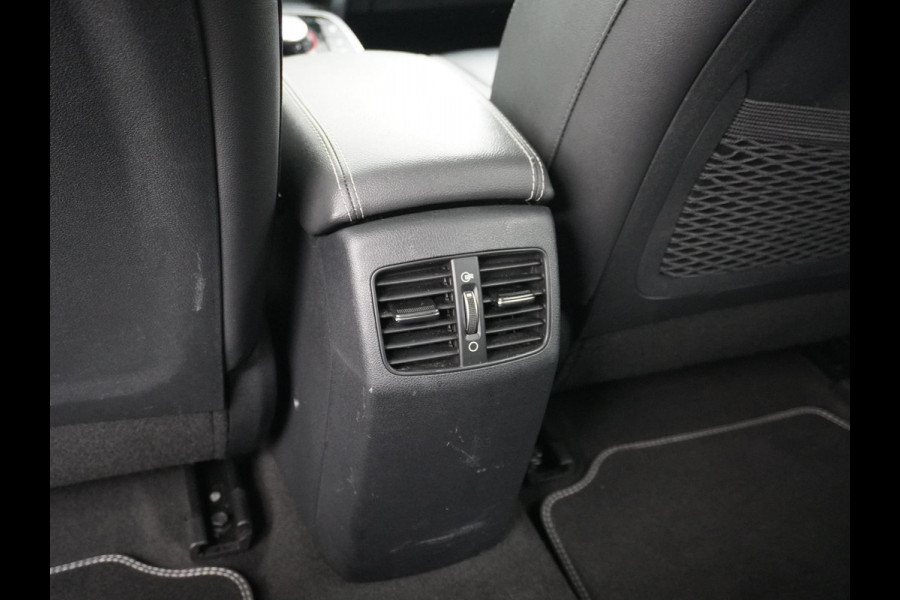Kia e-Niro DynamicPlusLine 64 kWh Schuifdak | Stuur- & Stoelverwarming | 3-fase Laden | SOH 100% !! | ORIGINEEL NL  RIJKLAAR GELEVERD MET GARANTIE! |