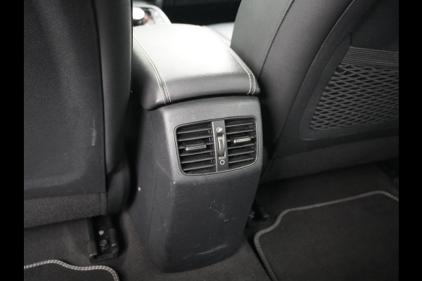 Kia e-Niro DynamicPlusLine 64 kWh Schuifdak | Stuur- & Stoelverwarming | 3-fase Laden | SOH 100% !! | ORIGINEEL NL  RIJKLAAR GELEVERD MET GARANTIE! |