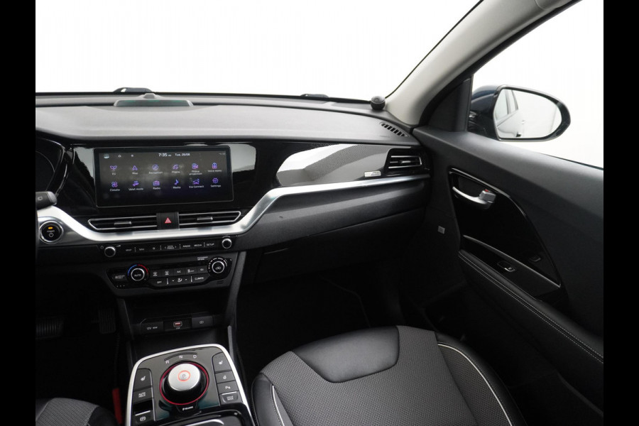 Kia e-Niro DynamicPlusLine 64 kWh Schuifdak | Stuur- & Stoelverwarming | 3-fase Laden | SOH 100% !! | ORIGINEEL NL  RIJKLAAR GELEVERD MET GARANTIE! |