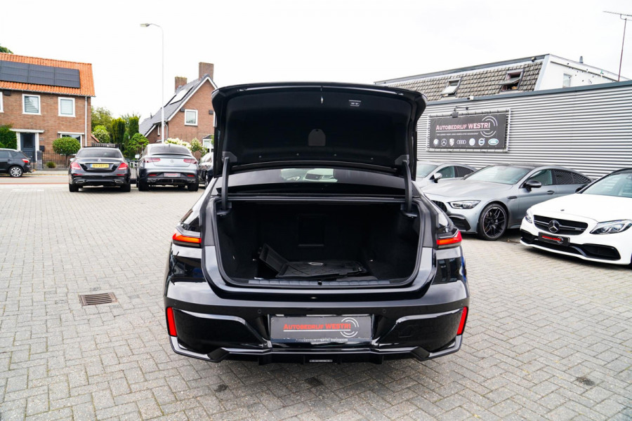 BMW 7 Serie 750e xDrive | Elektrische trekhaak | Massage | Stoelverkoeling | Stuurwielverwarming