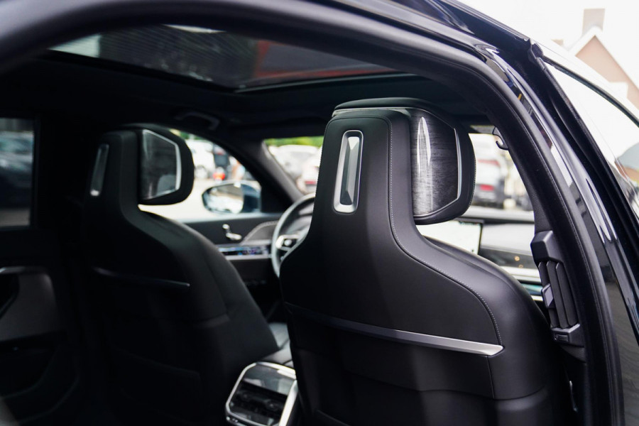 BMW 7 Serie 750e xDrive | Elektrische trekhaak | Massage | Stoelverkoeling | Stuurwielverwarming