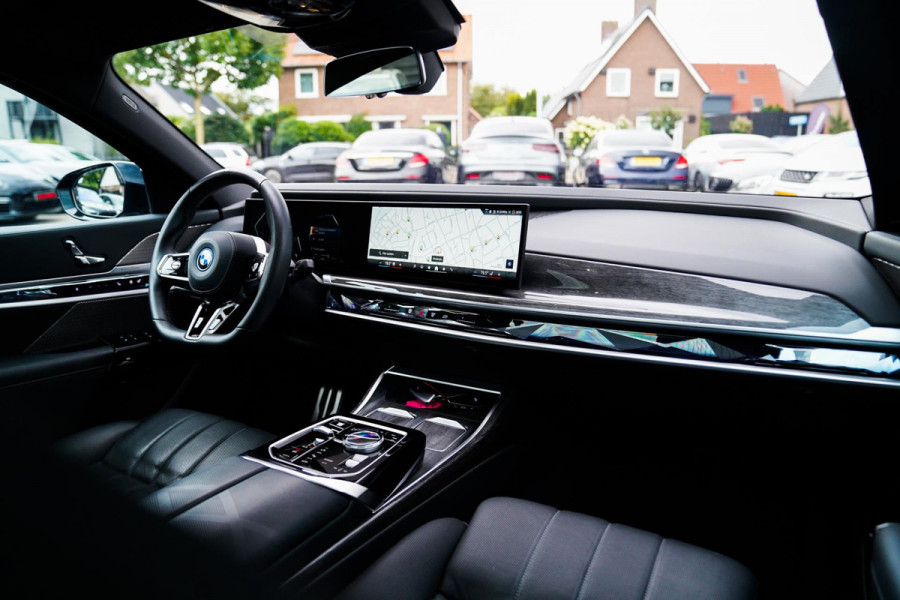 BMW 7 Serie 750e xDrive | Elektrische trekhaak | Massage | Stoelverkoeling | Stuurwielverwarming