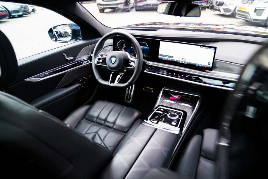 BMW 7 Serie 750e xDrive | Elektrische trekhaak | Massage | Stoelverkoeling | Stuurwielverwarming