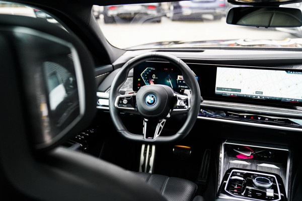 BMW 7 Serie 750e xDrive | Elektrische trekhaak | Massage | Stoelverkoeling | Stuurwielverwarming