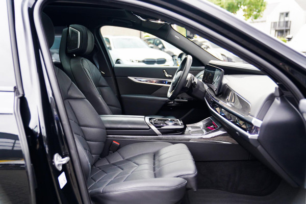 BMW 7 Serie 750e xDrive | Elektrische trekhaak | Massage | Stoelverkoeling | Stuurwielverwarming