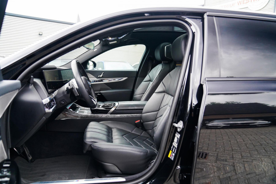 BMW 7 Serie 750e xDrive | Elektrische trekhaak | Massage | Stoelverkoeling | Stuurwielverwarming