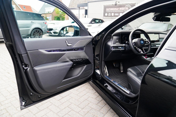 BMW 7 Serie 750e xDrive | Elektrische trekhaak | Massage | Stoelverkoeling | Stuurwielverwarming