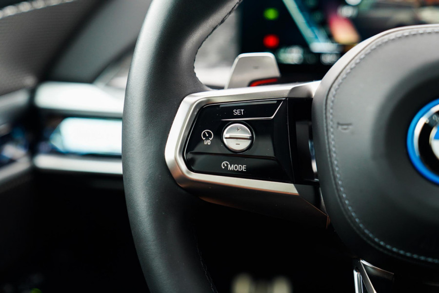 BMW 7 Serie 750e xDrive | Elektrische trekhaak | Massage | Stoelverkoeling | Stuurwielverwarming