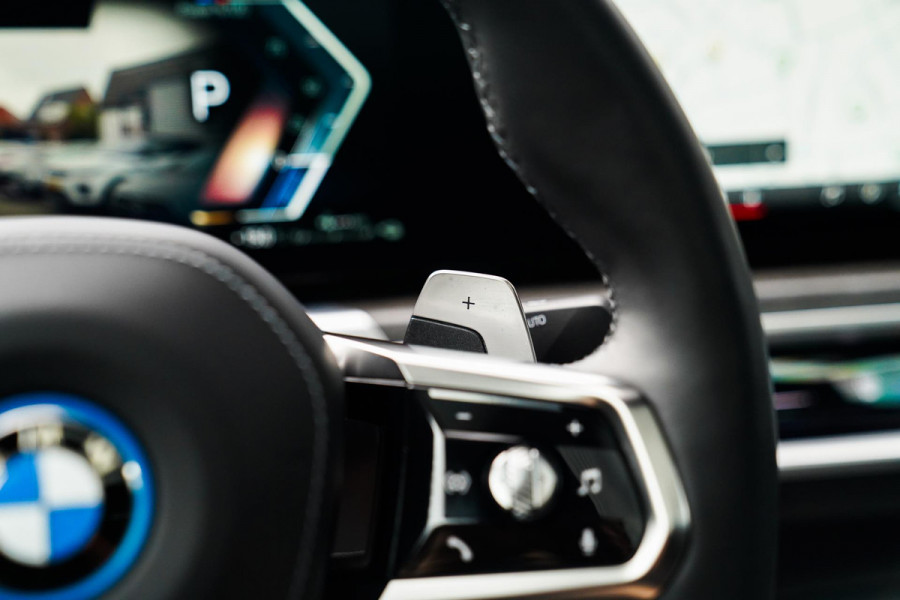 BMW 7 Serie 750e xDrive | Elektrische trekhaak | Massage | Stoelverkoeling | Stuurwielverwarming