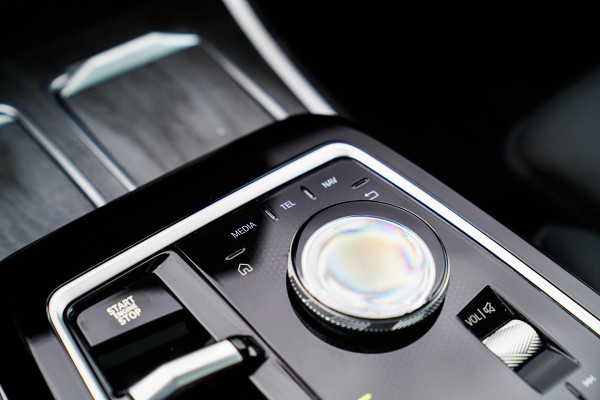 BMW 7 Serie 750e xDrive | Elektrische trekhaak | Massage | Stoelverkoeling | Stuurwielverwarming