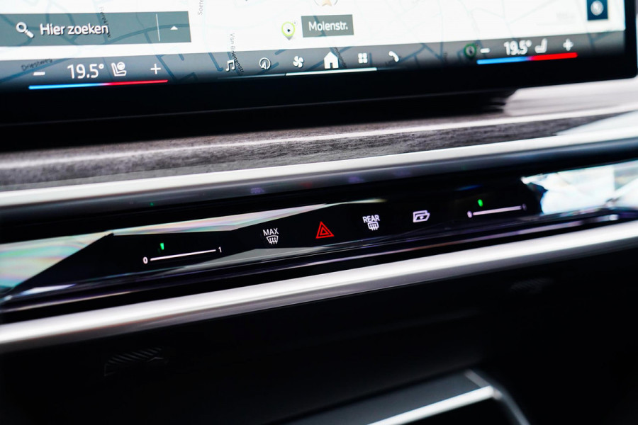 BMW 7 Serie 750e xDrive | Elektrische trekhaak | Massage | Stoelverkoeling | Stuurwielverwarming
