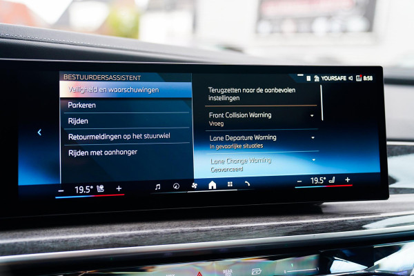 BMW 7 Serie 750e xDrive | Elektrische trekhaak | Massage | Stoelverkoeling | Stuurwielverwarming