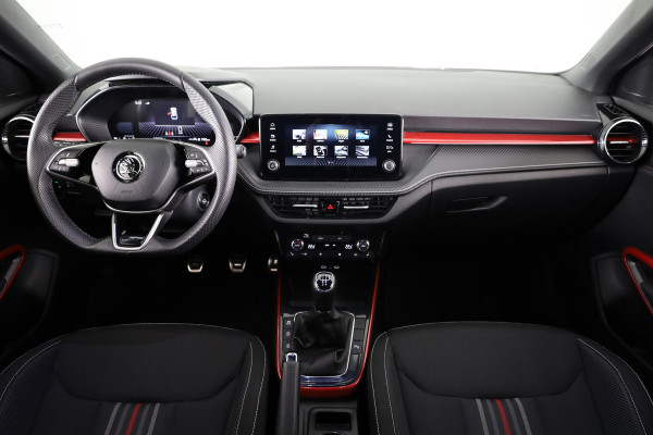 Škoda Fabia 1.0 TSI Monte Carlo 95 pk | Private lease vanaf Verlengde garantie | Navigatie via App | Parkeersensoren | Achteruitrijcamera | LED koplampen | Stoelverwarming |