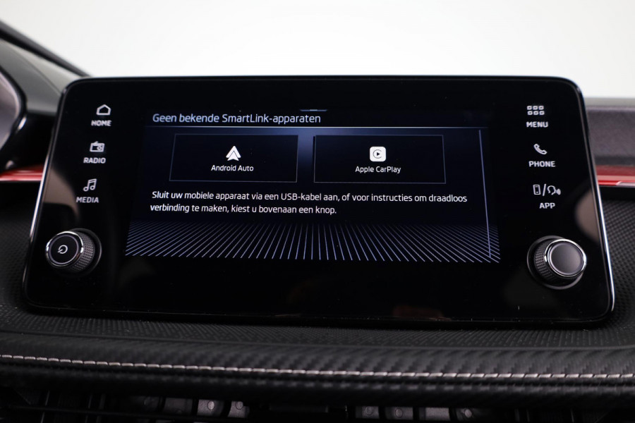 Škoda Fabia 1.0 TSI Monte Carlo 95 pk | Private lease vanaf Verlengde garantie | Navigatie via App | Parkeersensoren | Achteruitrijcamera | LED koplampen | Stoelverwarming |