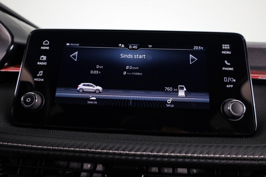 Škoda Fabia 1.0 TSI Monte Carlo 95 pk | Private lease vanaf Verlengde garantie | Navigatie via App | Parkeersensoren | Achteruitrijcamera | LED koplampen | Stoelverwarming |