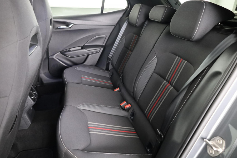 Škoda Fabia 1.0 TSI Monte Carlo 95 pk | Private lease vanaf Verlengde garantie | Navigatie via App | Parkeersensoren | Achteruitrijcamera | LED koplampen | Stoelverwarming |