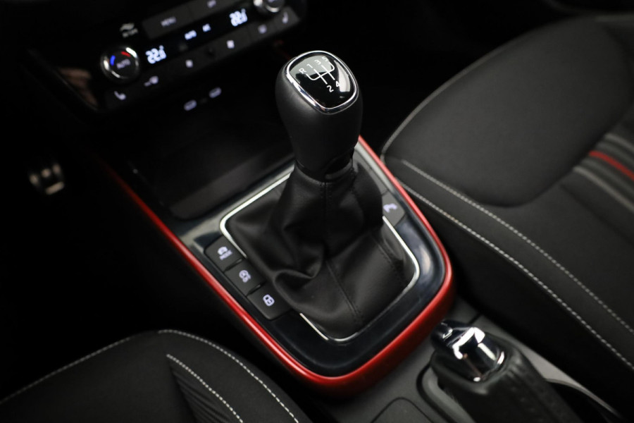 Škoda Fabia 1.0 TSI Monte Carlo 95 pk | Private lease vanaf Verlengde garantie | Navigatie via App | Parkeersensoren | Achteruitrijcamera | LED koplampen | Stoelverwarming |
