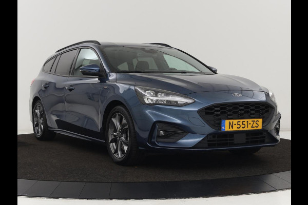 Ford Focus 1.0 EcoBoost Hybrid ST Line | Trekhaak | Stoel & stuurverwarming | Camera | Full LED | Navigatie | Climate control | Parkeerhulp