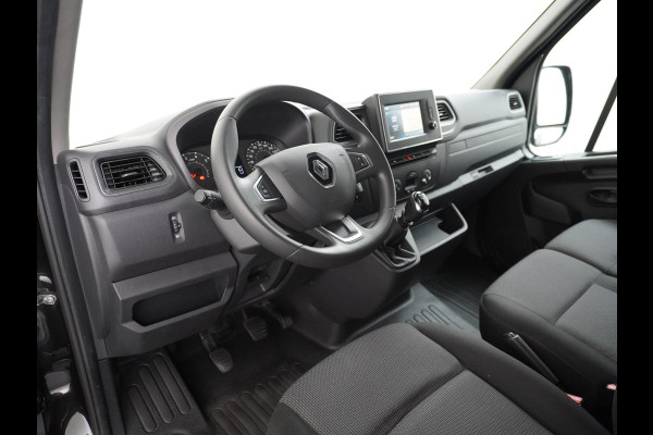 Renault Master T35 2.3dCi 135 L2H2 3-Persoons Trekhaak Navi Ecc Camera Cruise Control Pdc Blind Spot Monitoring Schuifdeur Betonplex Vloer Wandbetimmering Euro 6