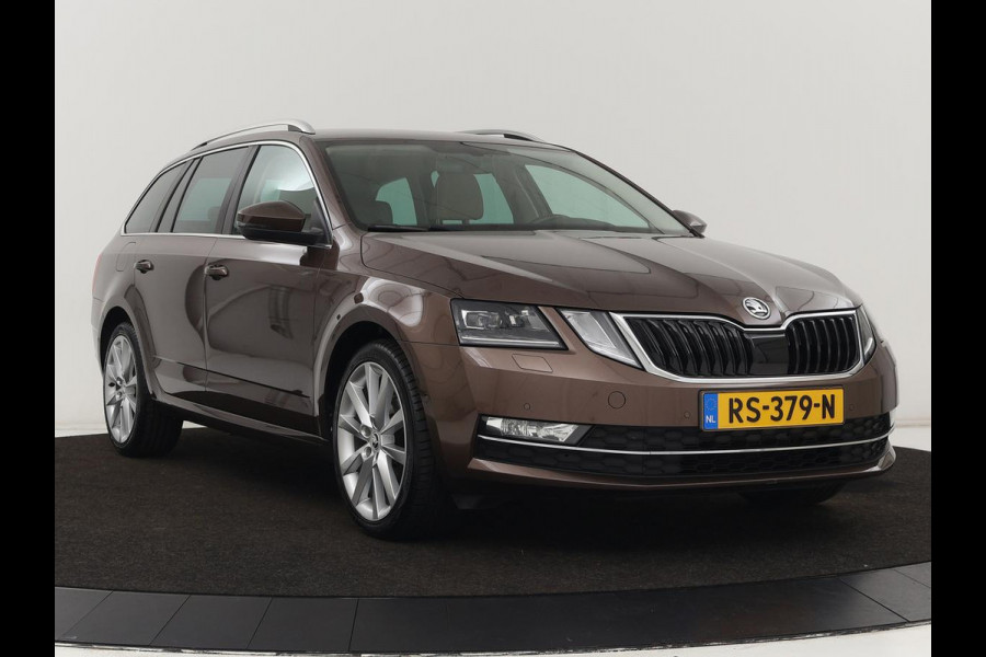 Škoda Octavia 1.0 TSI Style | Stoelverwarming | Leder/Alcantara | Carplay | Park Assist | Full LED | Keyless | Navigatie | Climate control | Cruise control