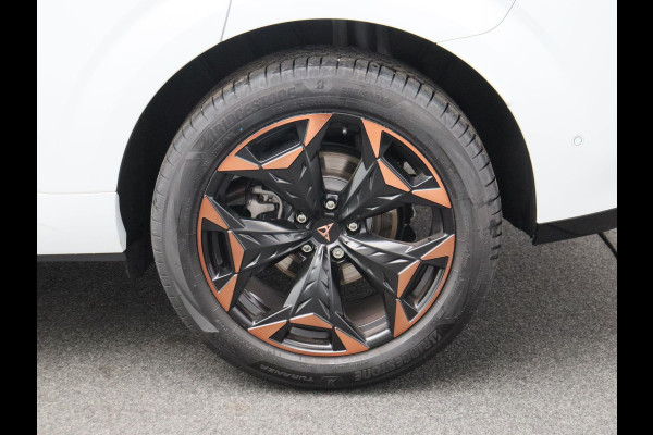 CUPRA Terramar 1.5 TSI e-Hybrid Business Adaptieve/Cruise Apple/Carplay Rondomzicht/Camera