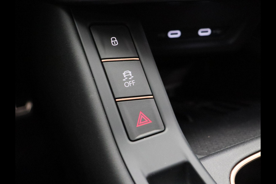 CUPRA Terramar 1.5 TSI e-Hybrid Business Adaptieve/Cruise Apple/Carplay Rondomzicht/Camera
