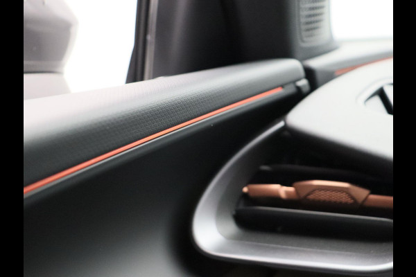 CUPRA Terramar 1.5 TSI e-Hybrid Business Adaptieve/Cruise Apple/Carplay Rondomzicht/Camera