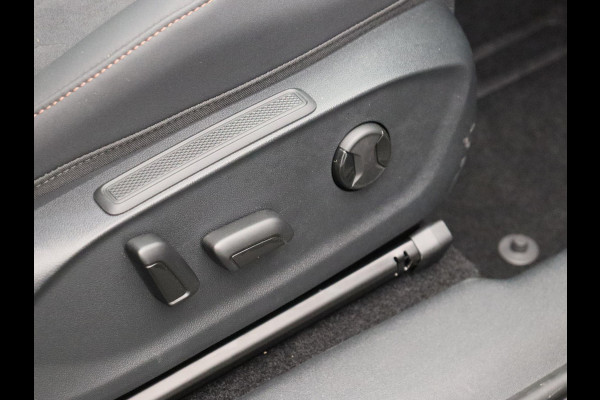 CUPRA Terramar 1.5 TSI e-Hybrid Business Adaptieve/Cruise Apple/Carplay Rondomzicht/Camera