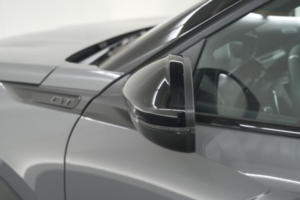 Peugeot 2008 PureTech 130 EAT8 GT | 360 Camera | Adaptieve Cruise Control | Stoelmaasage | Apple Carplay