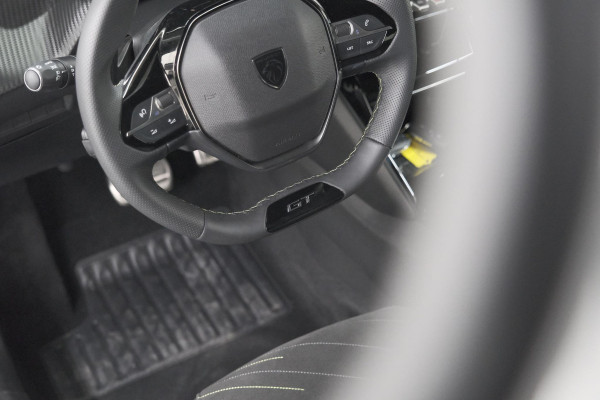 Peugeot 2008 PureTech 130 EAT8 GT | 360 Camera | Adaptieve Cruise Control | Stoelmaasage | Apple Carplay